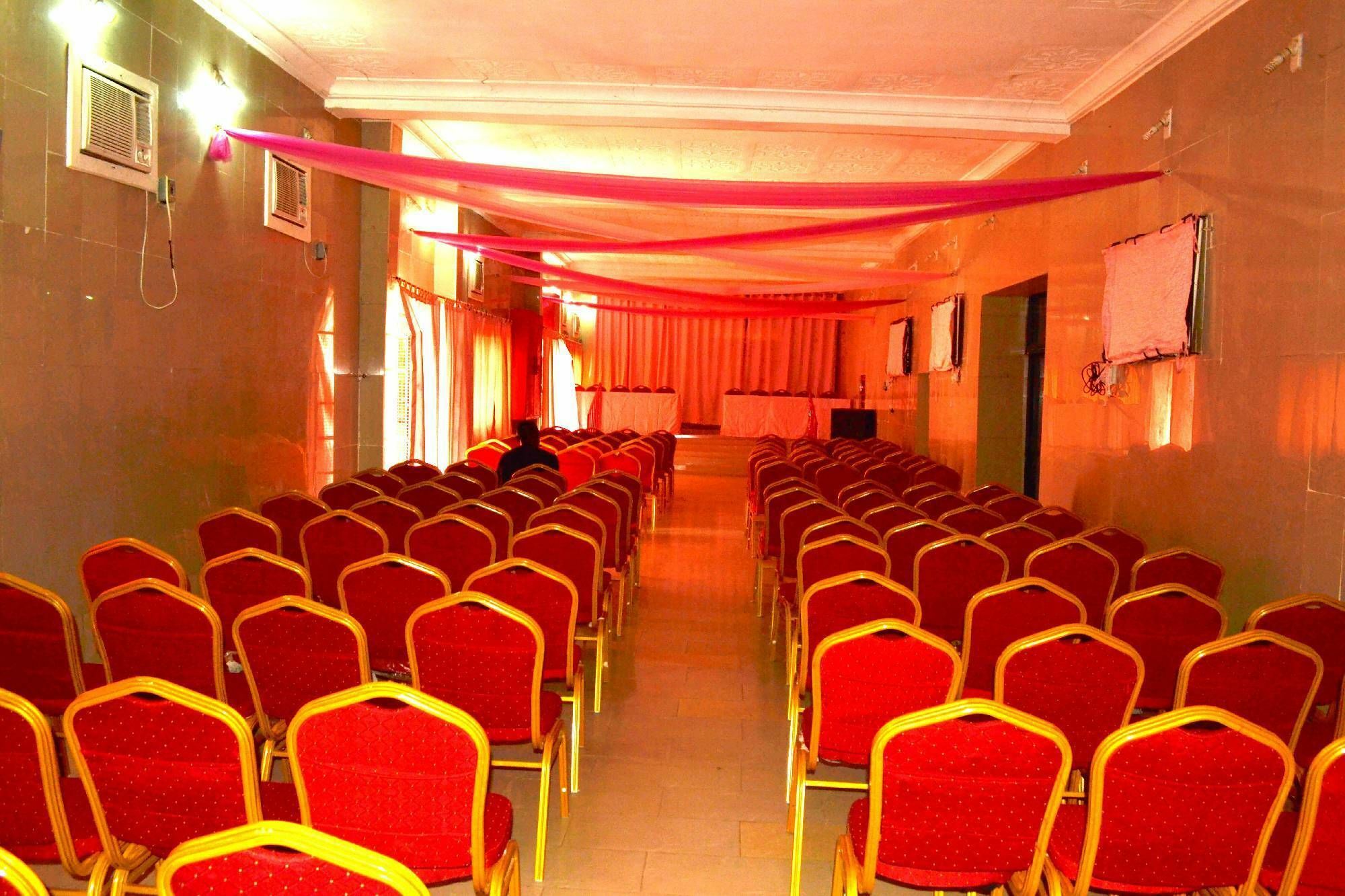 Afri Hotel Abuja Exterior photo